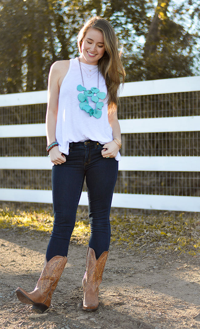 what to wear to a country concert, josh abbott, turquoise necklace, turquoise bracelet, cowboy boots, free people tank, texas girl, sorority girl, style, fashion