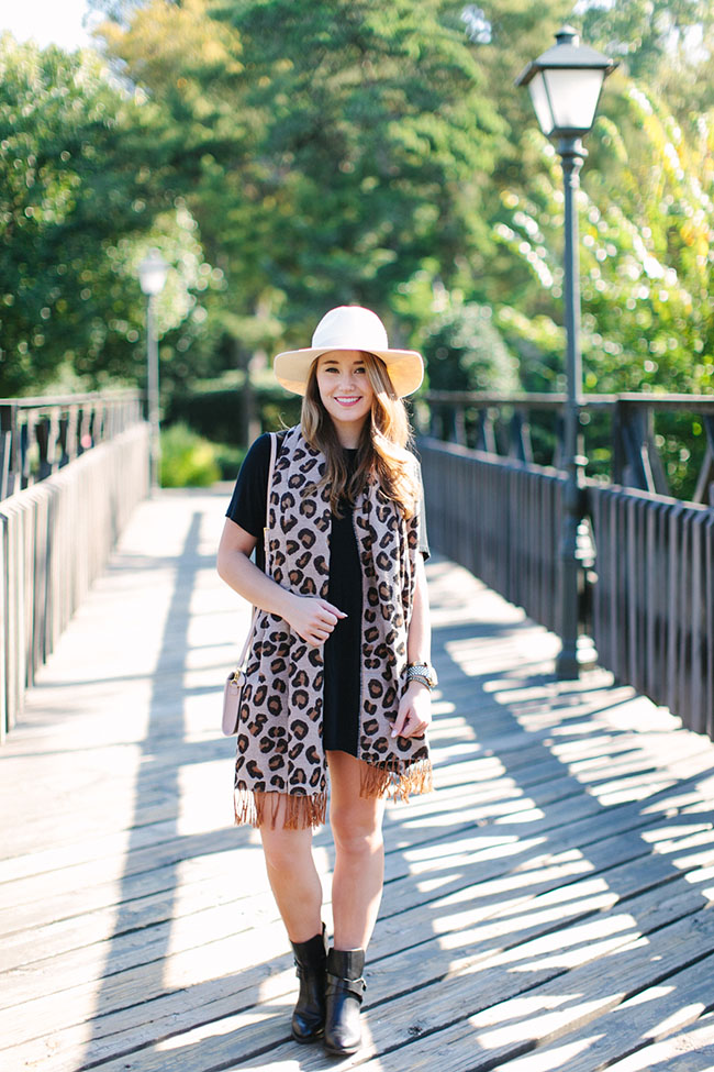 leopard scarf, nordstrom leopard scarf, ted & muffy, brandy melville dress, southern style, southern fashion, southern girl, preppy style, preppy fashion, preppy blogger, southern blogger, dallas blogger, texas blogger